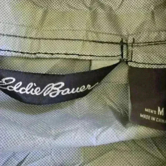 EDDIE  BAUER mens Medium Black, light spring/fall Nylon jacket - Picture 5 of 15